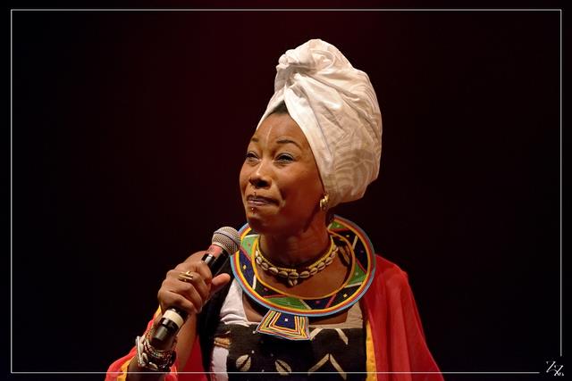 NIK_990259 Fatoumata Diawara 31-01-2019 (Zz) (p).jpg